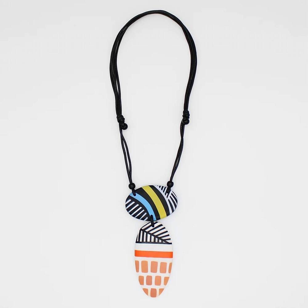 NEW SYLCA DESIGNS artistic impressions resin pendant necklace in black multi